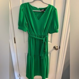 DKNY Kelly green tiered maxi dress belted waist